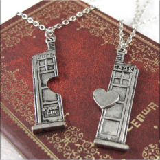 Baru BBC Televisi Doctor Who Tardis Police Box Couple Liontin Jaringan Kalung Wanita Girls Persahabatan Hadiah Aksesoris 2 Pcs Set-Intl