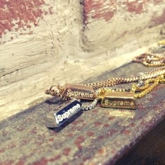 Asli Sup16 SS14 K Polos Emas Kecil Bata Emas Bullion Baja Titanium Pria dan Wanita Pribadi Berkabung untuk Fall ke Kalung Sweter Rantai-Internasional