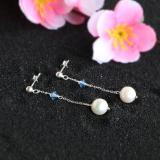 S925 Sederhana Perak Perempuan Elegan Anting-anting Air Tawar Mutiara Anting