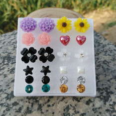 Sederhana Kecil Mini Blitz Berlian Rambut Anting