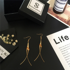 Sederhana Rumbai Morning Glory Bentuk Ikan Anting Anting-anting
