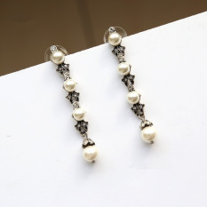 Shishang Hitam Lembut Kucing Mutiara Anting