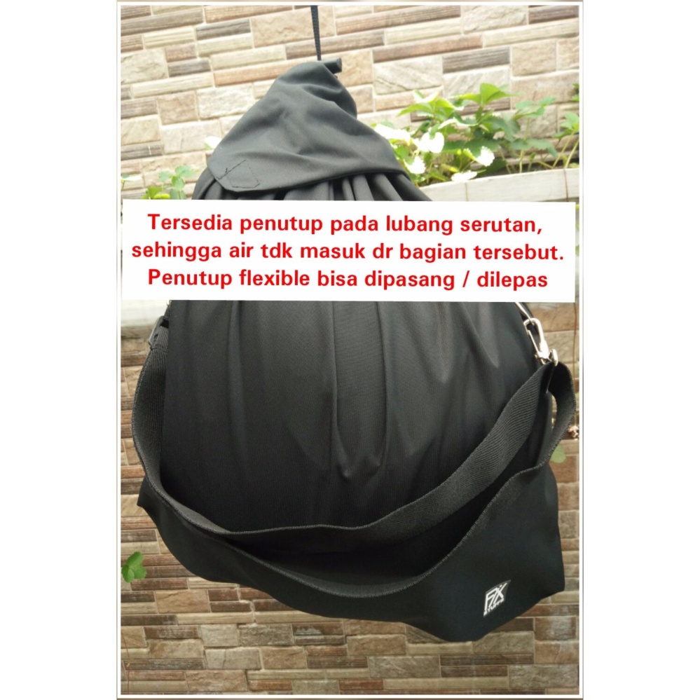 sarung helm / tas helm anti air unt kyt nhk mds ink arai agv shoei full face half face sarung helm / tas helm anti air unt kyt nhk mds ink arai agv shoei full face half face