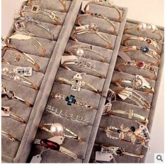 Terkenal Gelang Korea Fashion Style Warna Emas Champagne Gelang Batu Kristal Air Pemasangan Kecil