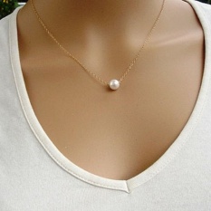 Wanita Imitasi Sederhana Pearl Bib Choker Statement Collar Kalung Emas-Internasional