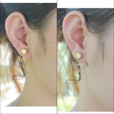 Yunmiao Modis Wanita Paduan Anting Segitiga Terbalik Stud Anting-Anting Depan dan Belakang Earbob-Internasional