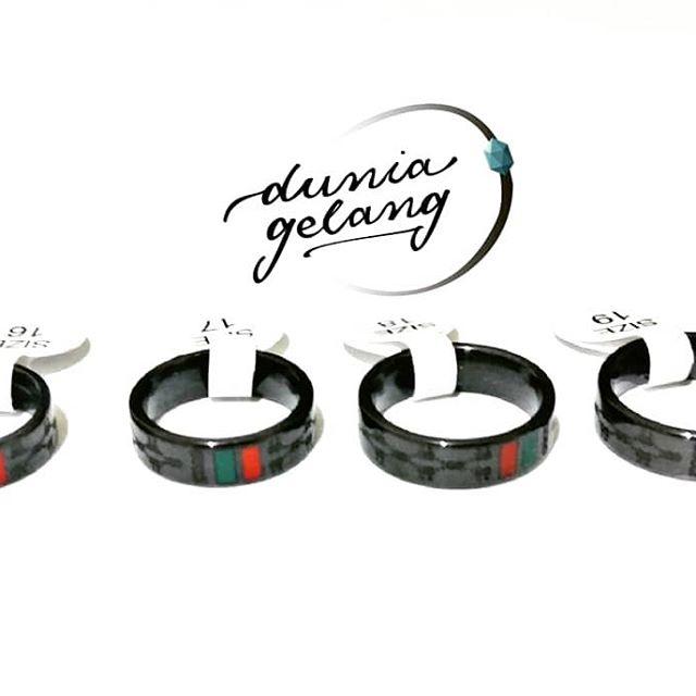 cincin Cincin Gucci Hitam Titanium Pria Wanita