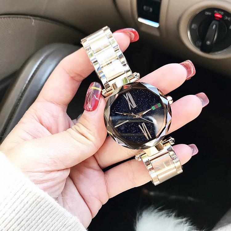 2019 model baru jam tangan wanita Dimini Produk Asli Tren jam tangan modis wanita Tahan Air suasana Langit Berbintang batu kristal air jam tangan wanita