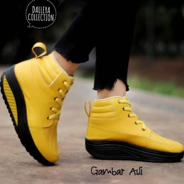 Lilyshoes DUNHILL - Dalleya real pict sepatu Boot hak wanita casual santai cantik sporty