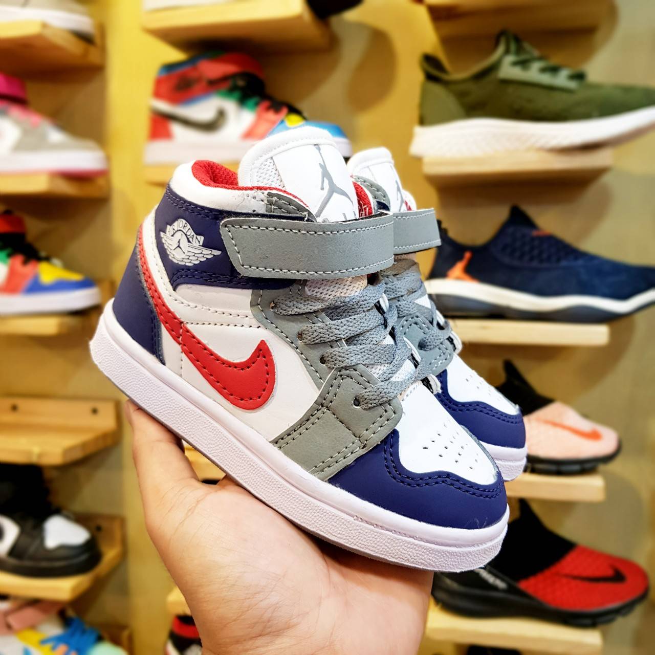 Jual Sepatu Nike Jordan Off White Terbaru - Jun 2022 | Lazada