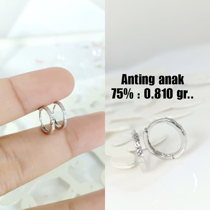 Anting Anak Emas / Mas Putih 75% Berat 0.810 Gram..