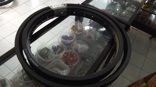 Paketan Velg Rosi Ring 21/18 Hole 28 Black