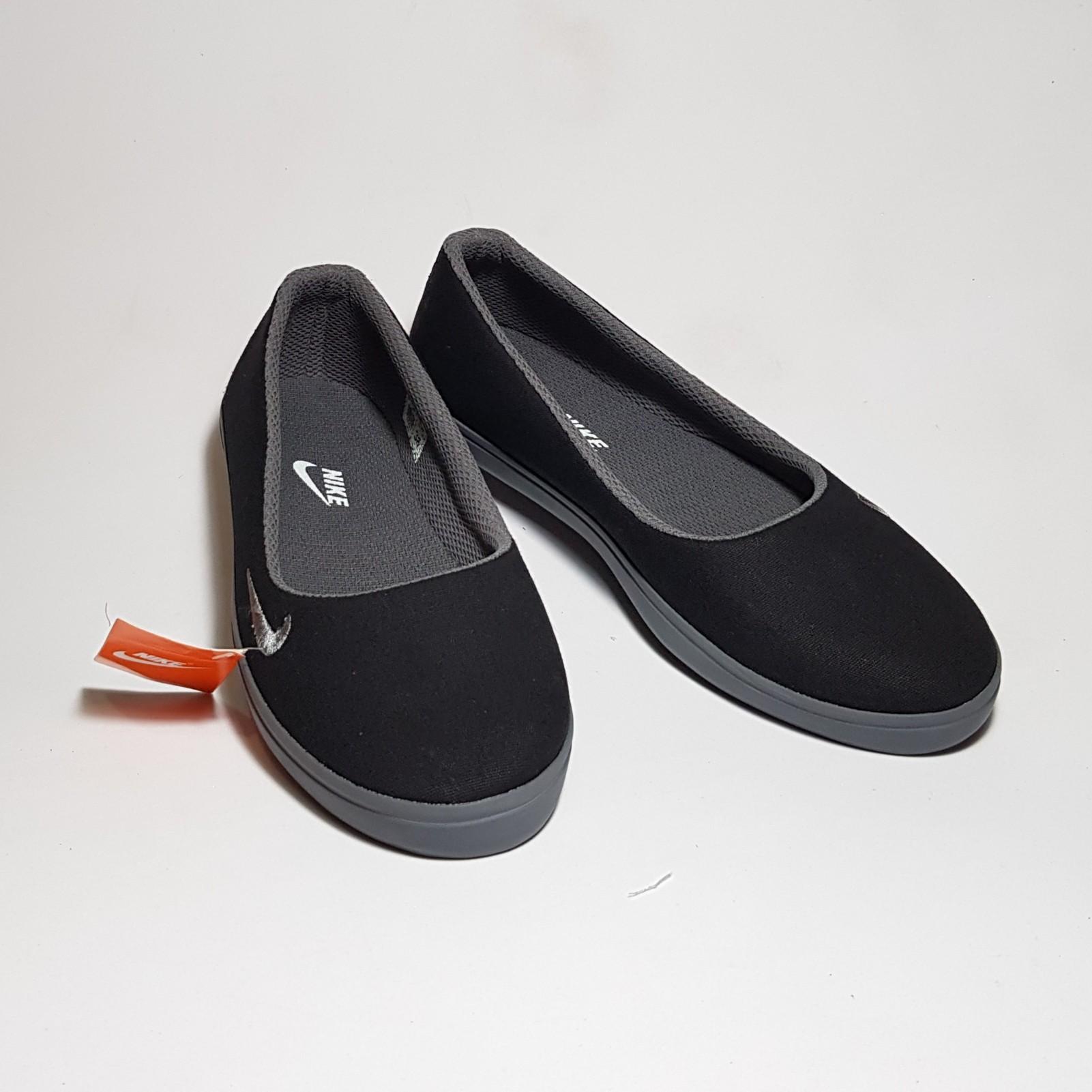 Sepatu import wanita murah / Sepatu kerja wanita / Sepatu santai / Sepatu slip on wanita / Sepatu flat wanita / Sepatu kanvas wanita / Sepatu / Sepatu import / Sepatu wanita / Sepatu cewek / Sepatu kerja wanita / Sepatu murah / Sepatu cewek murah
