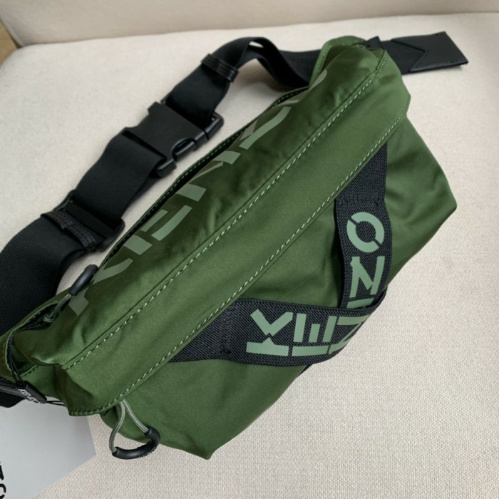 KENZO Bum Bag in Green