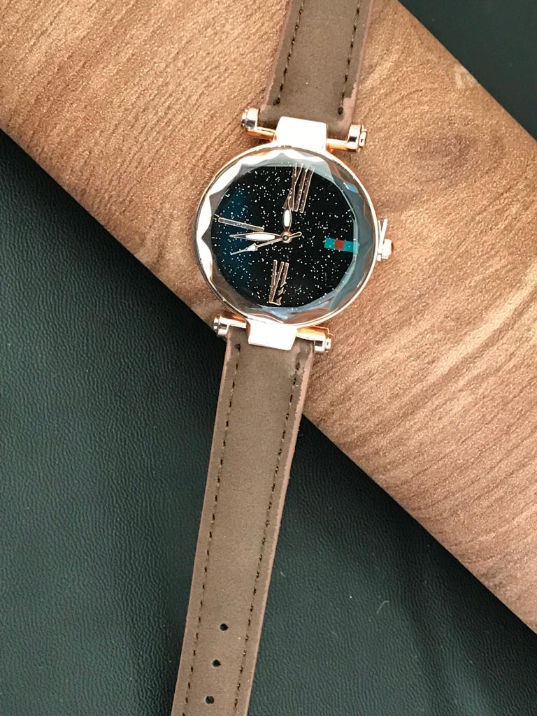 Jam Tangan Wanita Import Kaca Crystal Quartz TALI KULIT - COKLAT / Fashion Wanita / Jam Tangan Kulit Import / Jam Tangan Model Baru / Jam Tangan Korea / Jam Tangan Fashionable