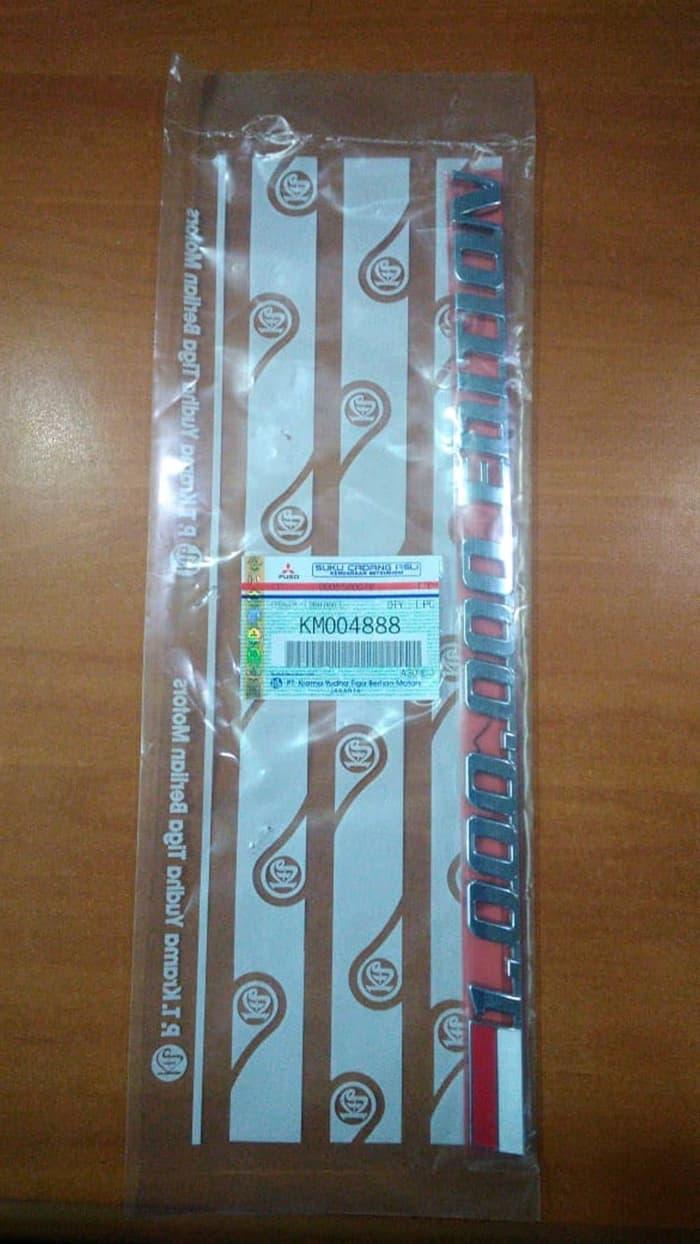 Emblem 1 Juta Colt Diesel Canter