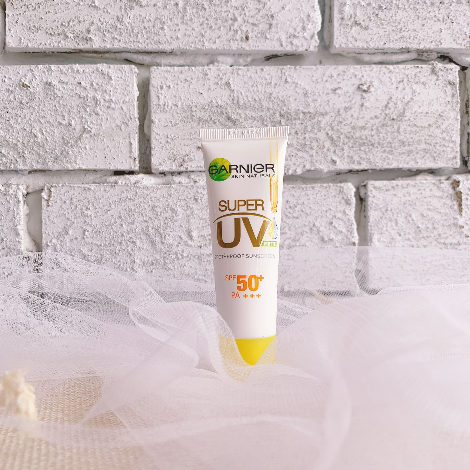 Garnier Super UV Spotproof Sunscreen SPF 50+ PAA+++ Skin Care 15ml