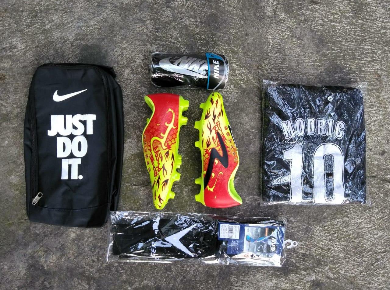 AMUA STORE SEPATU BOLA ANAK JUNIOR TERLARIS BERMUTU BANYAK YANG BELI