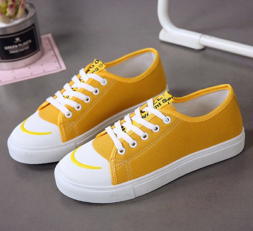 nice yellow shoes