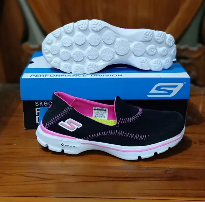 skechers go walk terbaru