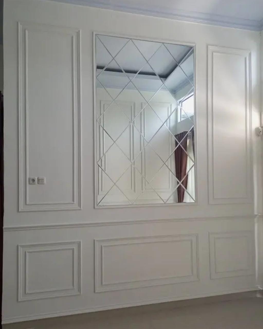 Paket Hemat Cermin Tempel Wall Moulding ukuran 112 x 84 cm Dekorasi