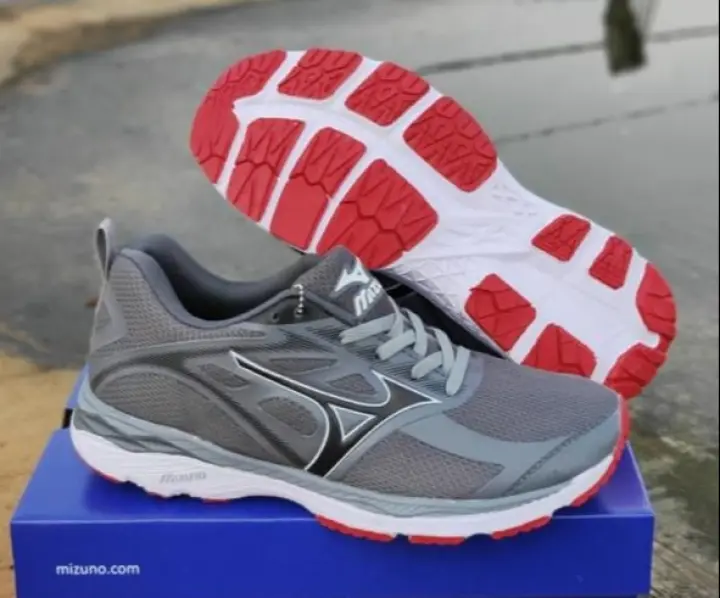 sepatu runing mizuno