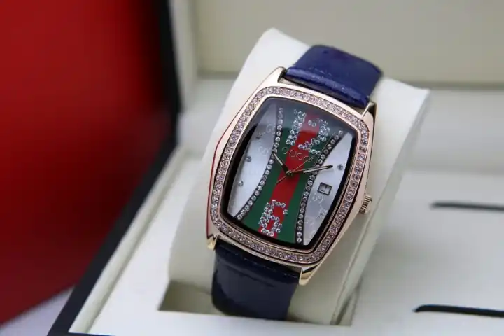 Jam Tangan Wanita Gucci Kulit Mengkilap Tanggal Aktif Jam Tangan Gucci Tali Kulit Lazada Indonesia