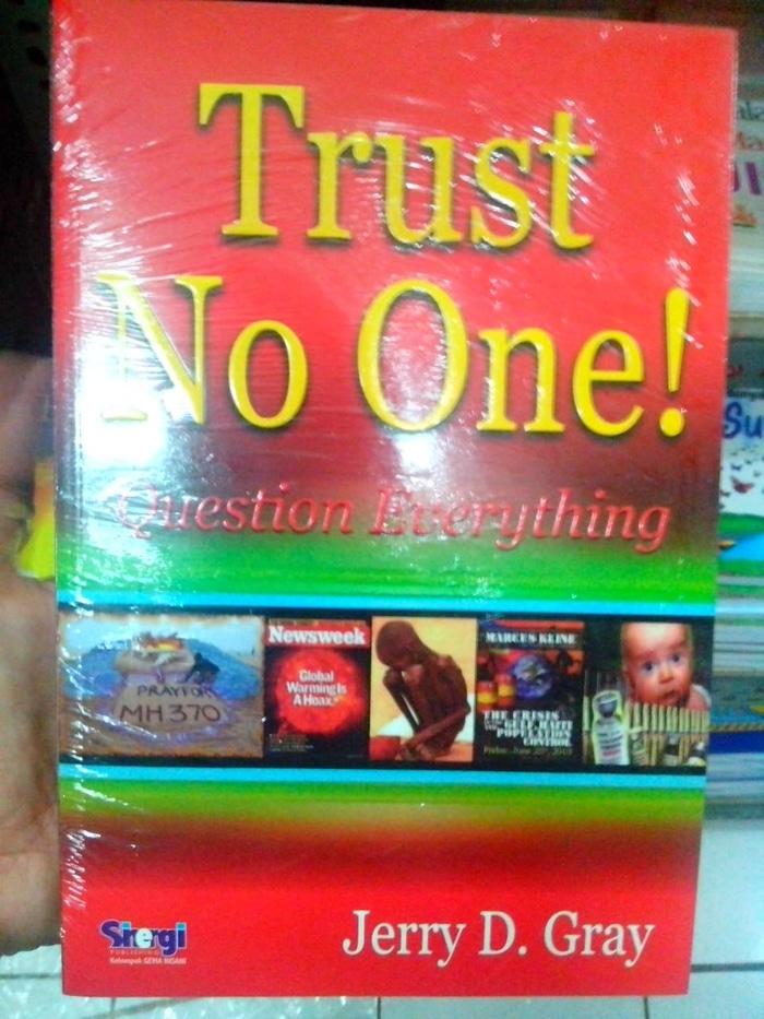 Diskon Trust No One!, Jerry D Gray  Lazada Indonesia