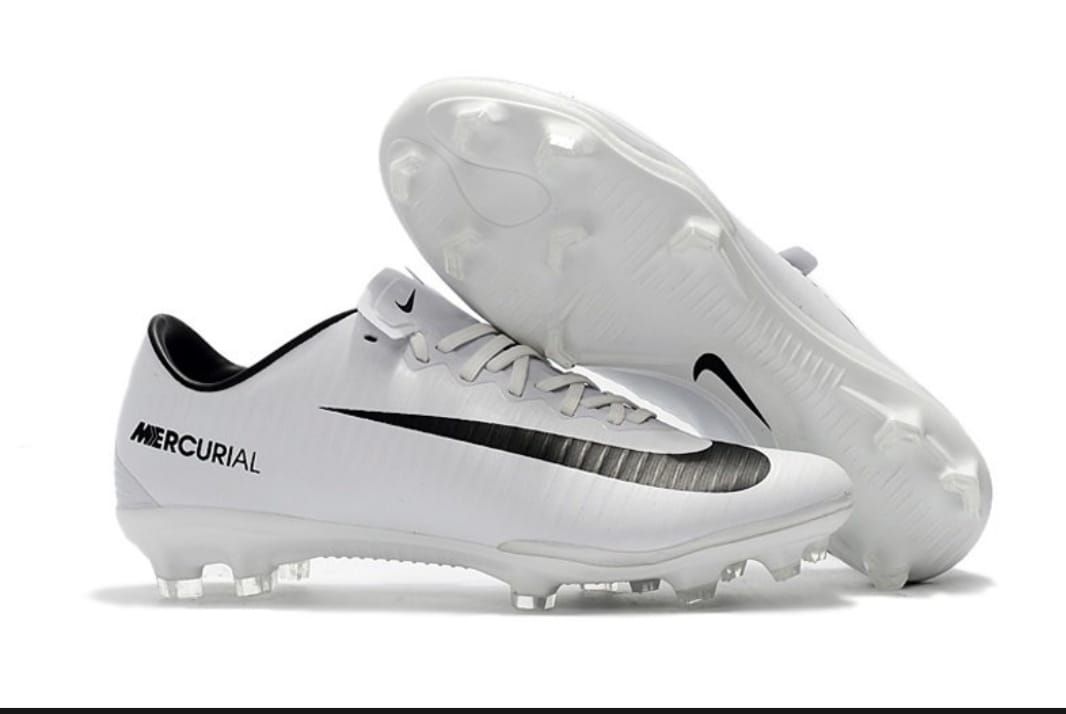 sepatu bola nike tiempo 2021