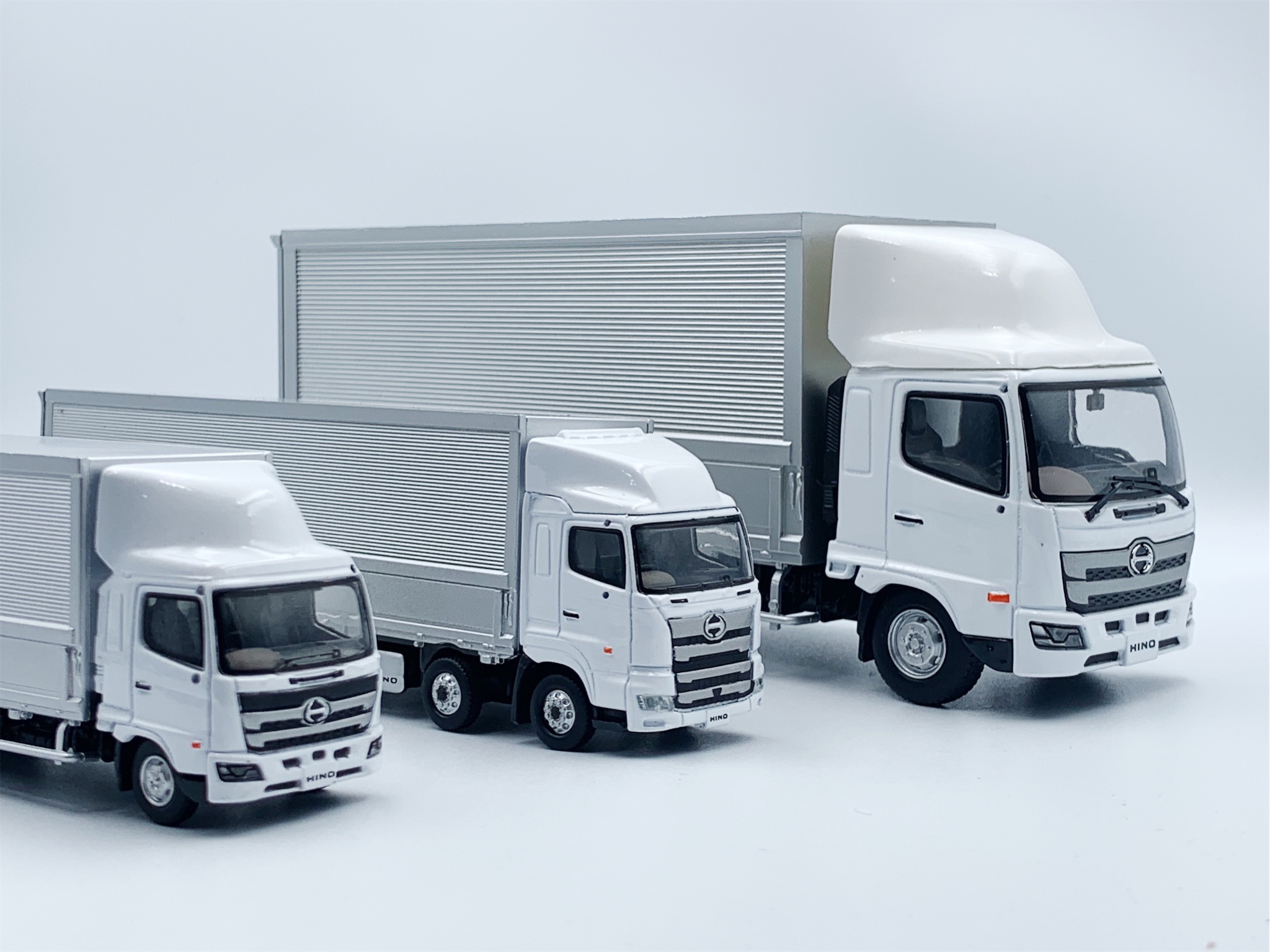 Scale 43 Diecast Hino Dealer Box Hino Ranger & Profia 3 in 1