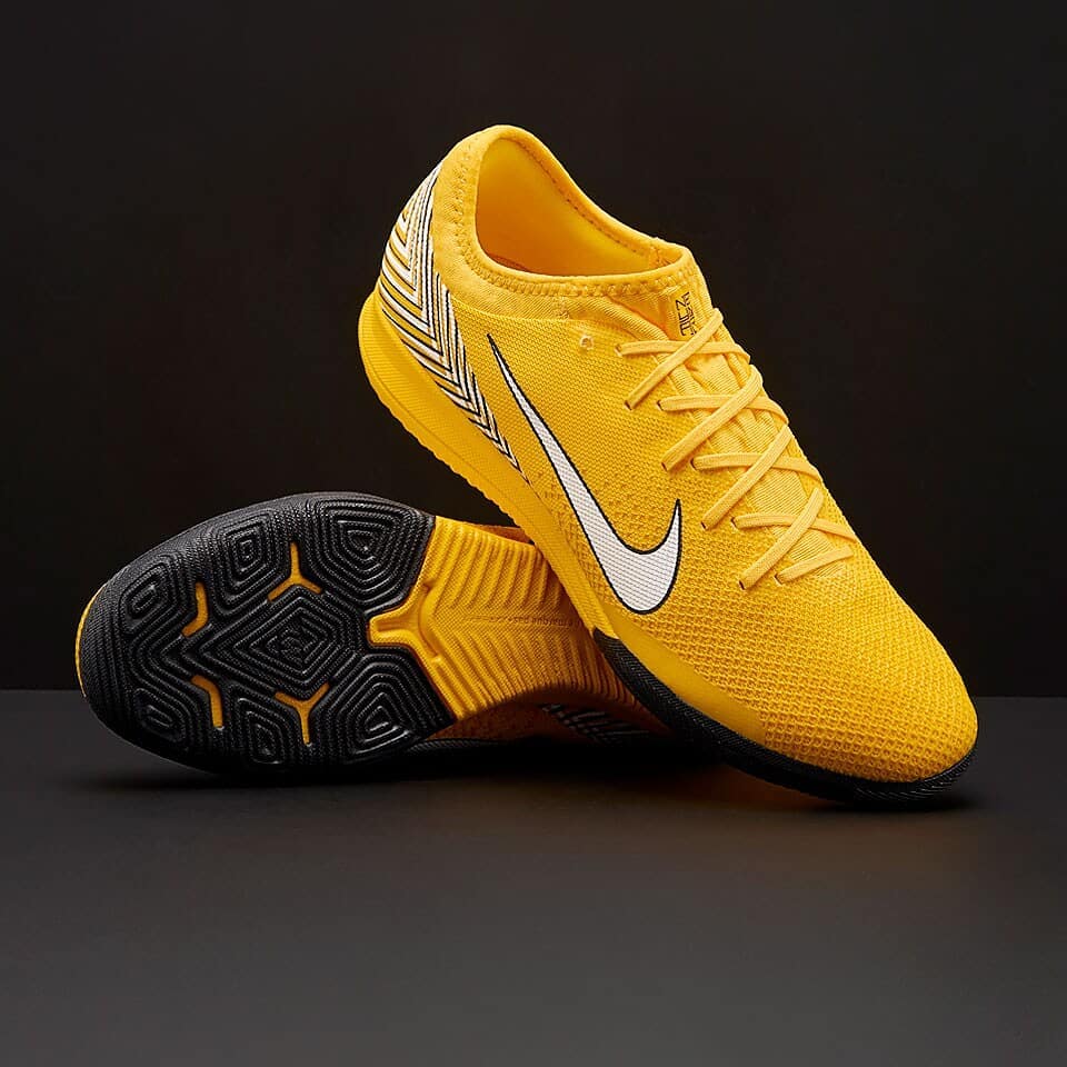 harga nike mercurial vapor