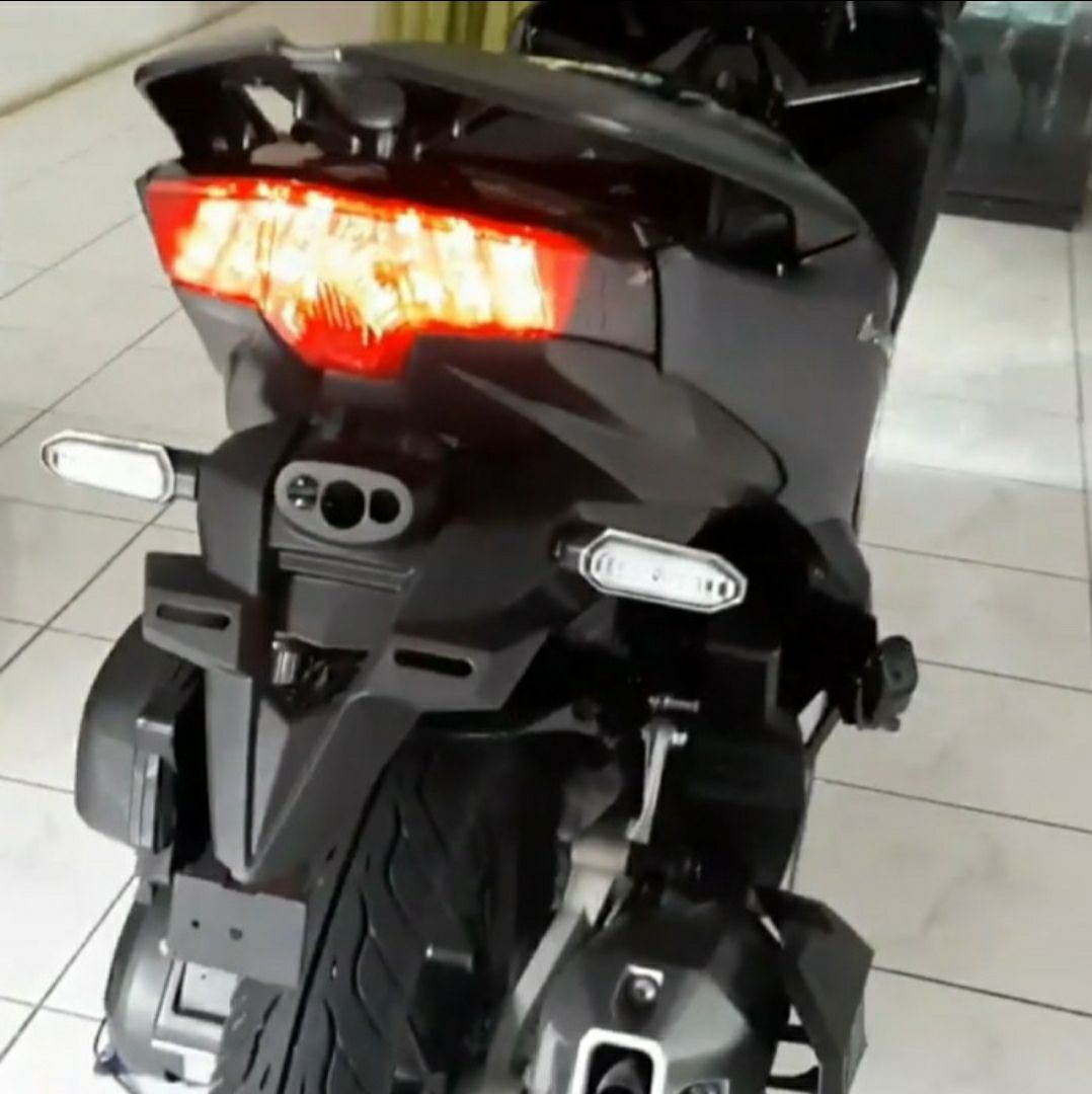 Spakbor belakang custom vario 125 150 2018-sekarang | Lazada Indonesia