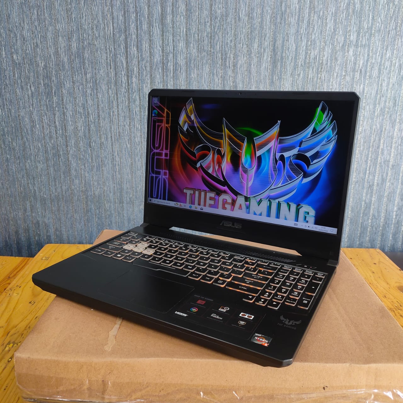 ASUS TUF GAMING FX505DD-R5597T Windowsノート本体 ASUS TUF GAMING