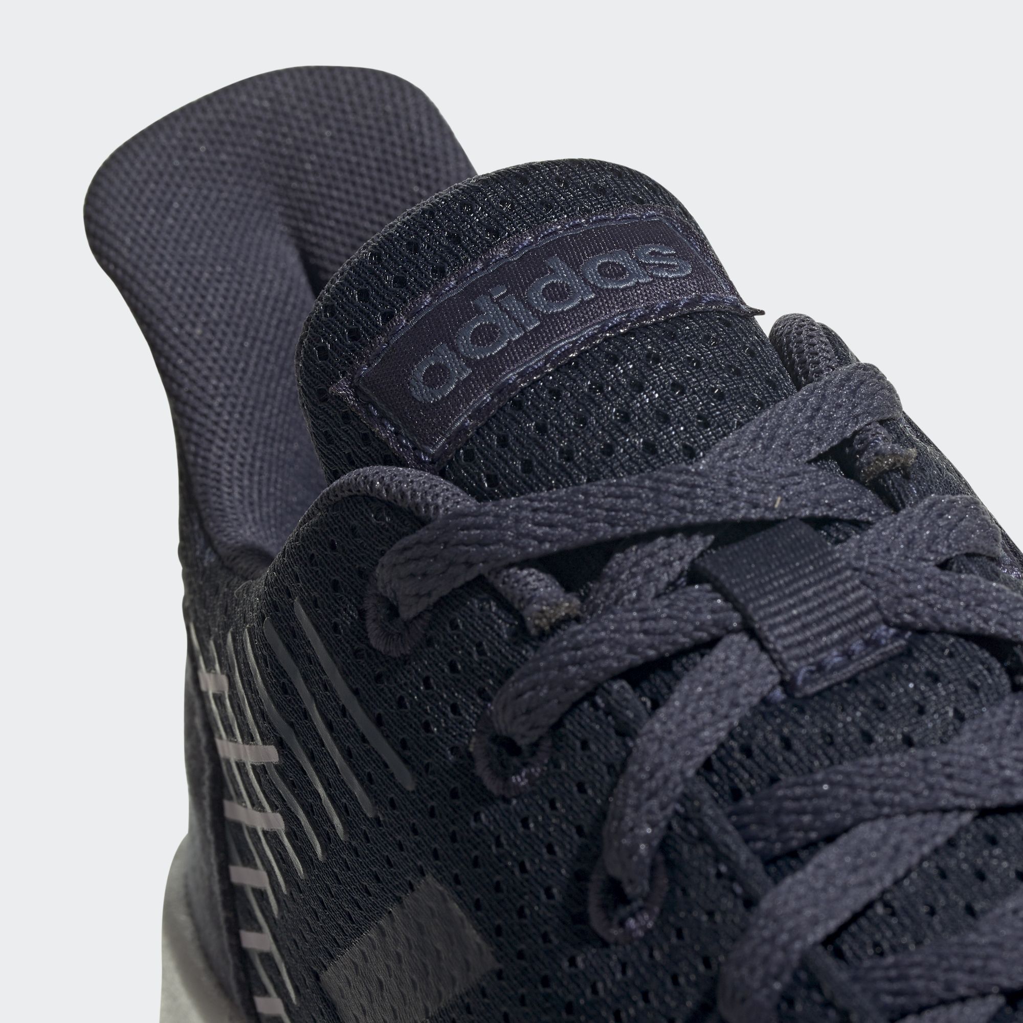 ADIDAS WOMENS ASWEERUN EE8500 – Jim Kidd Sports