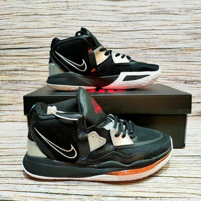 nike black kyrie