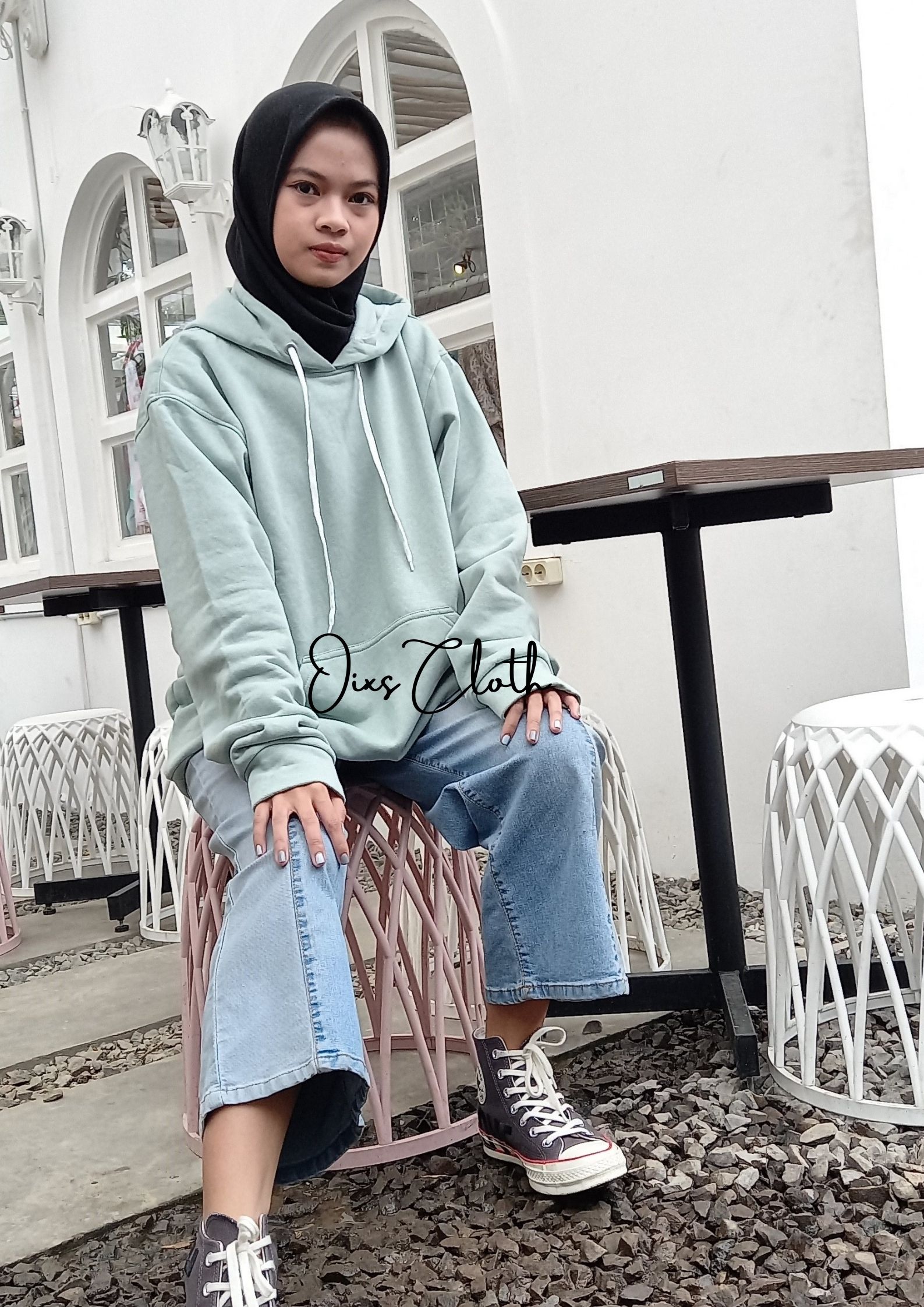 sweatshirt hijab style