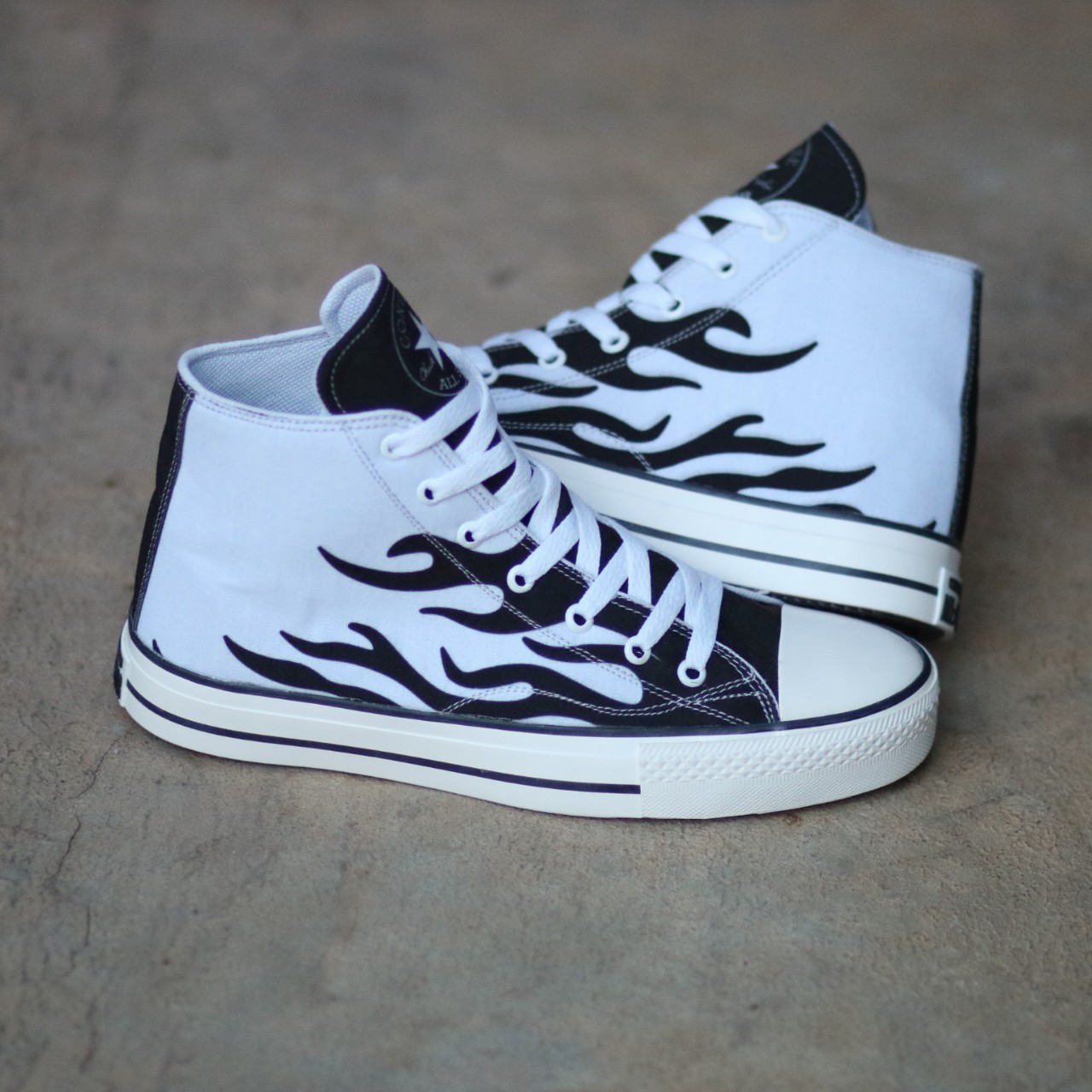 sepatu all star lazada