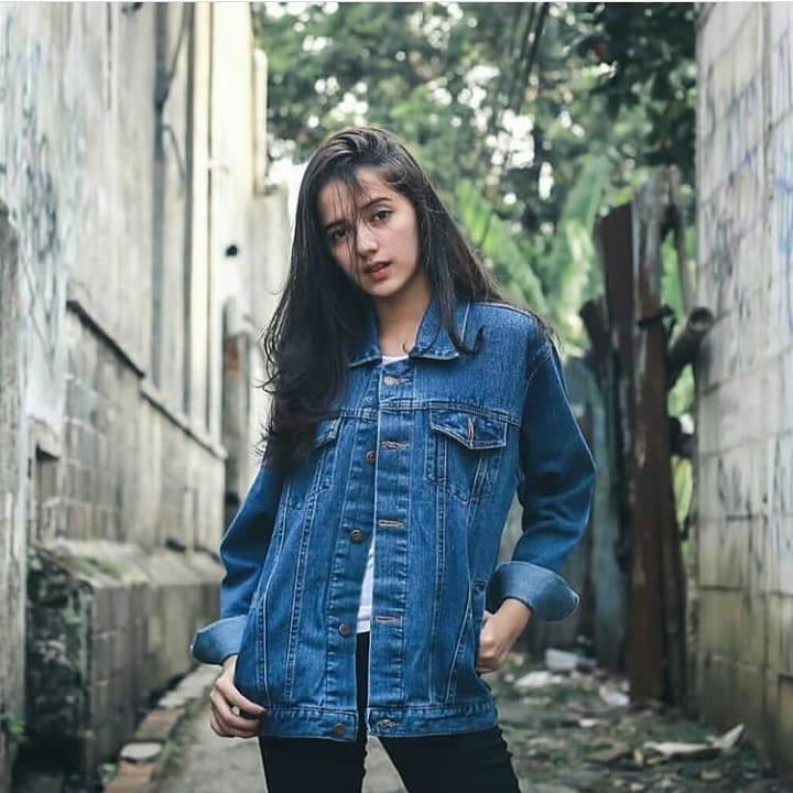 Jaket Denim Wanita - Oversize Denim