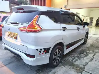 Stiker Mobil Xpander Minimalis Membeli Jualan Online Stiker