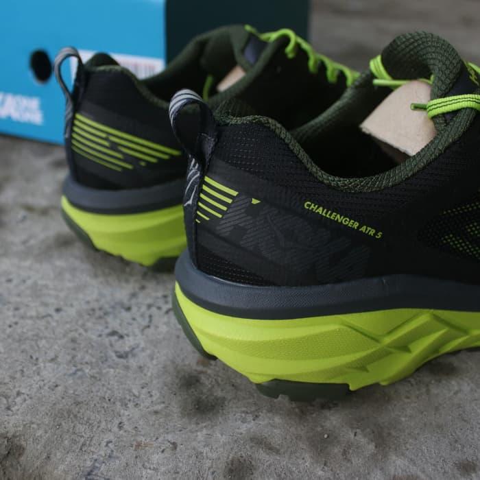 hoka one one challenger atr 5 black