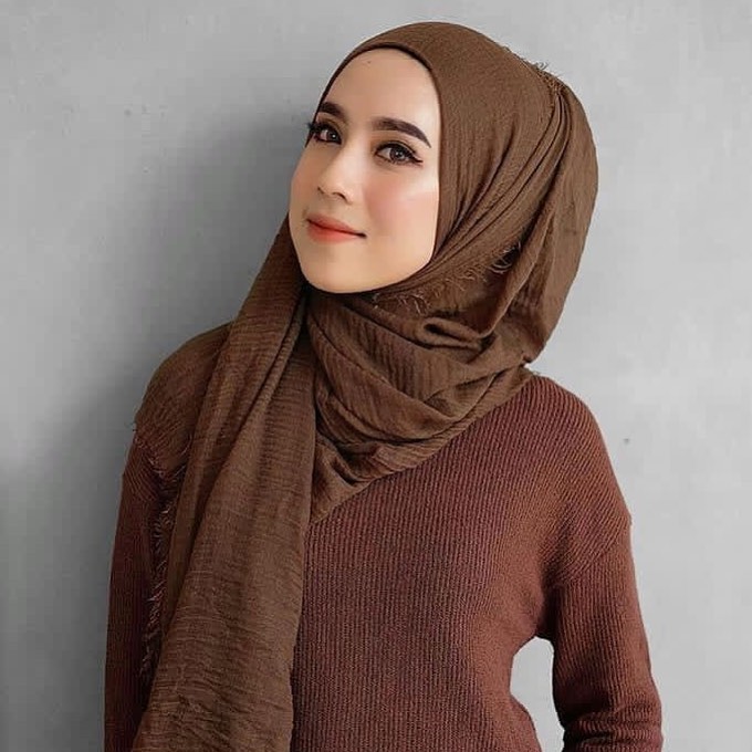 warna hijab pashmina crinkle