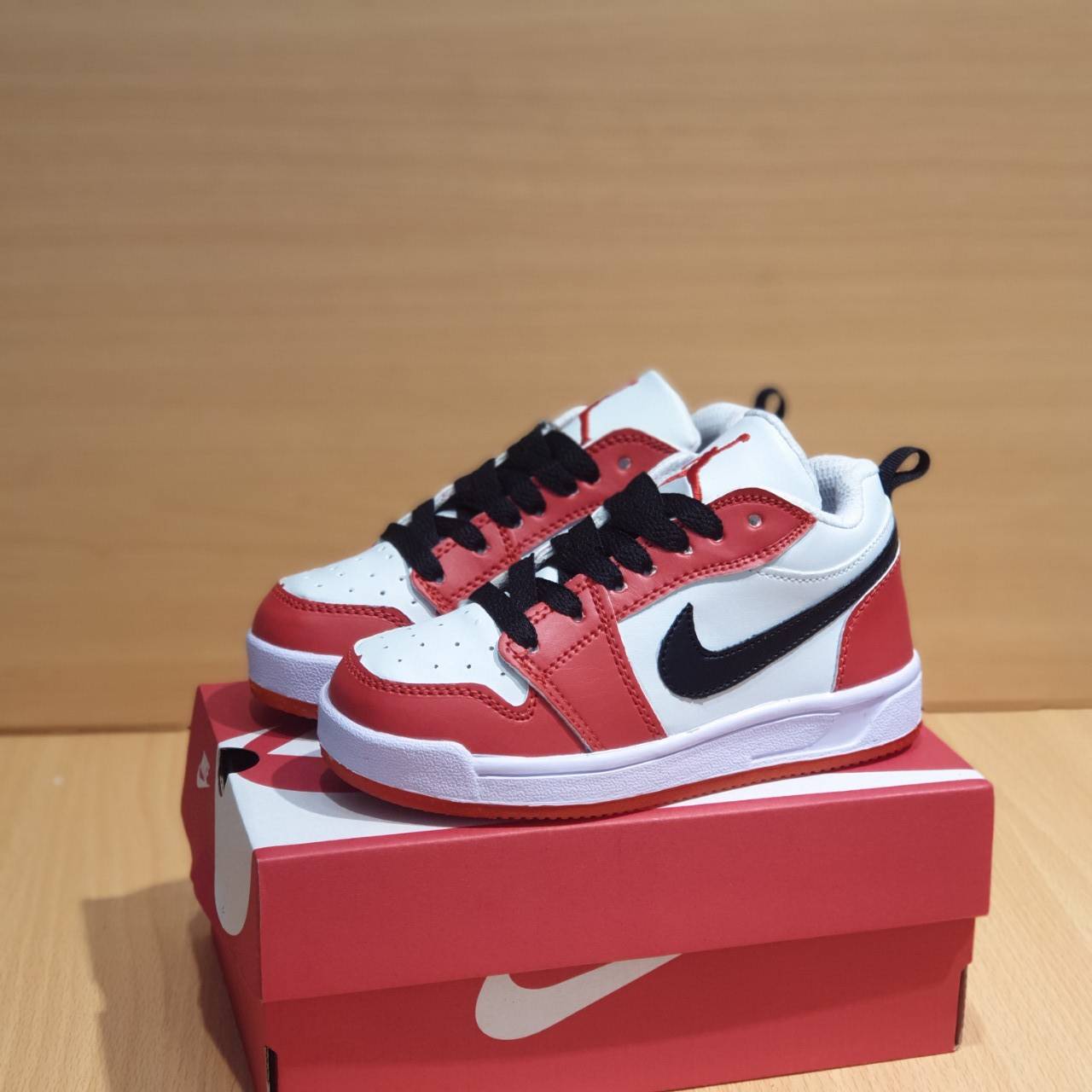 Jual Jordan 1 Low Chicago Terbaru - May 2022 | Lazada