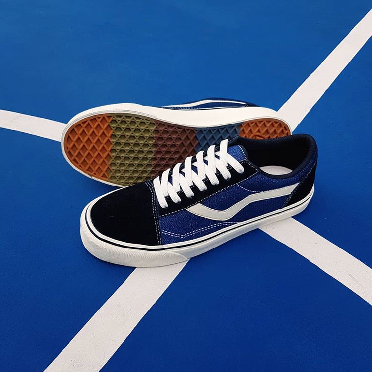Sepatu Ventela Retro Black Denim 