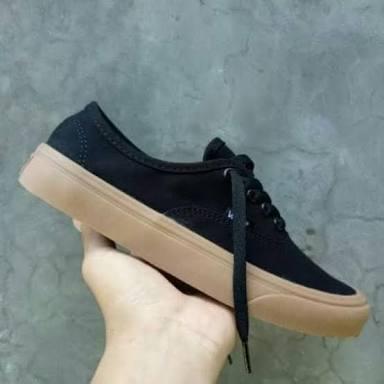 Sepatu Sneakers Vans_Authentic Black Gum Premium Skate Casual Pria Wanita Sneakers Casual Unisex