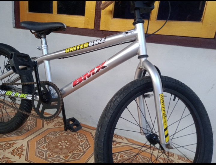 Sepeda BMX Ukuran 20 dan 16 Second 