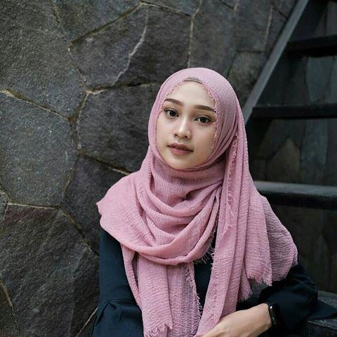 BISA COD Hijab Pasmina Crinkle warna terlengkap / jilbab Pashmina Crinkle warna terlengkap-Abenk shop