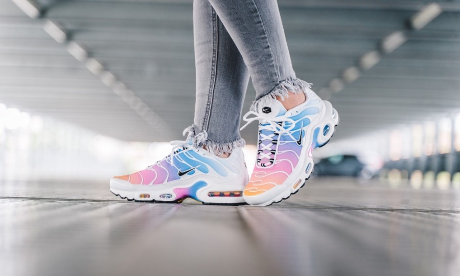 nike air max plus womens on sale