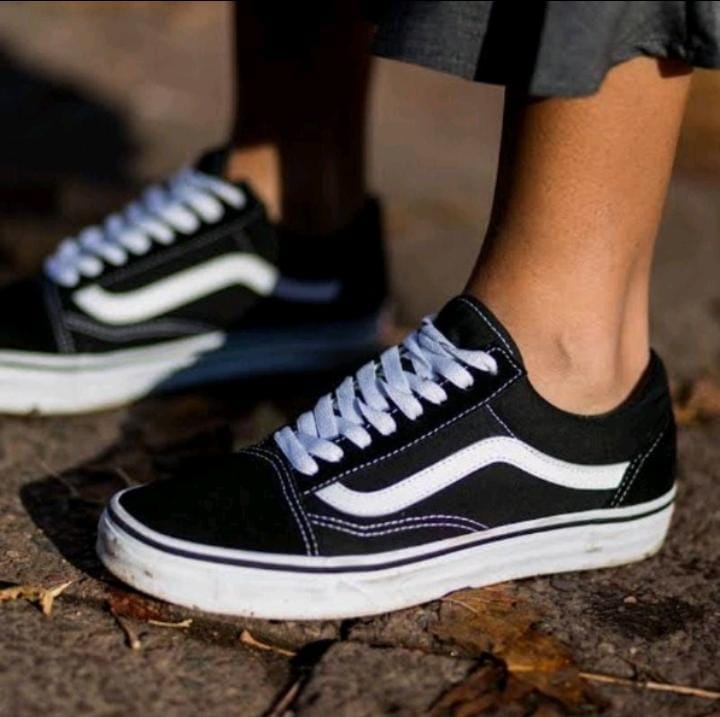 Vans Sneakers Vans On Jumia Sepatu Sneakers Pria Sepatu Casual