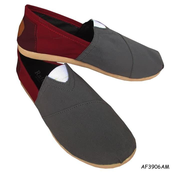 Sepatu Flat Shoes Pria Model Seperti Wakai Warna Abu