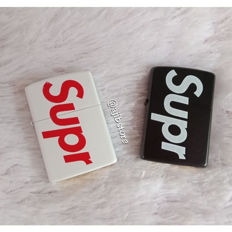 になります Supreme - 新品未使用 Supreme Logo Zippo Red ジッポ